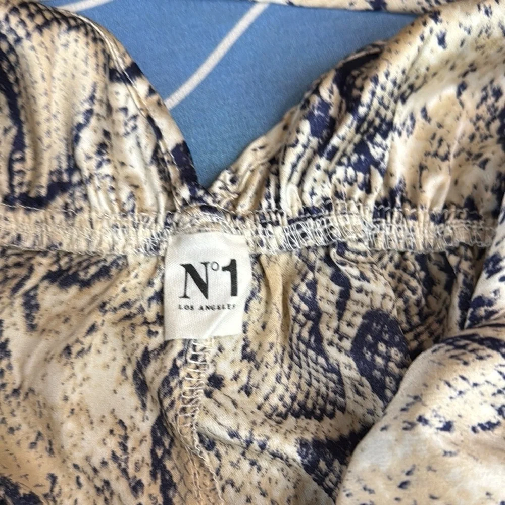 N1 los ángeles.Elegant White and Gray Jumpsuit with Chic Design - Picture 6 of 6